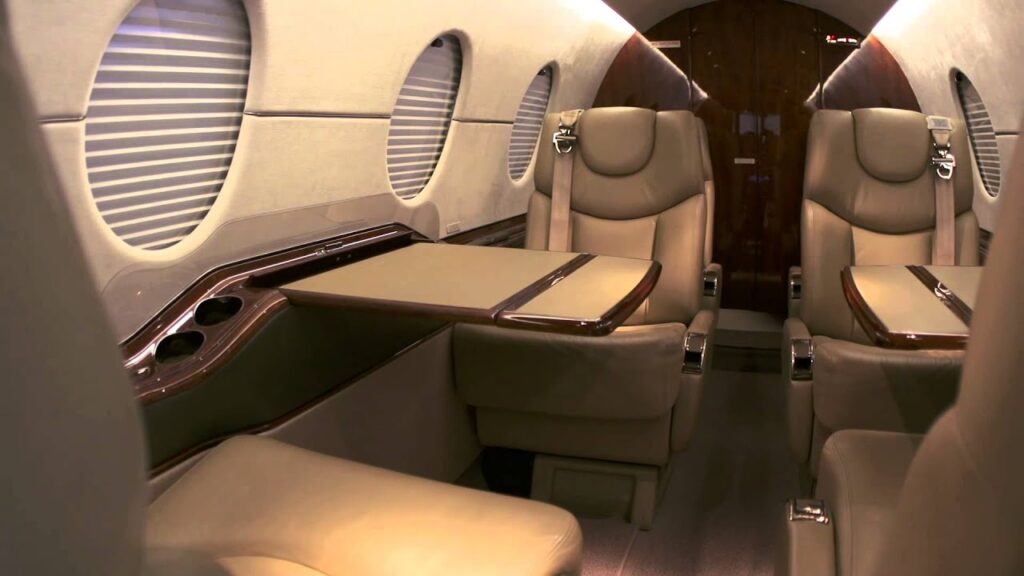 Beechcraft-Hawker-400XP-5 Beechcraft Hawker 400XP