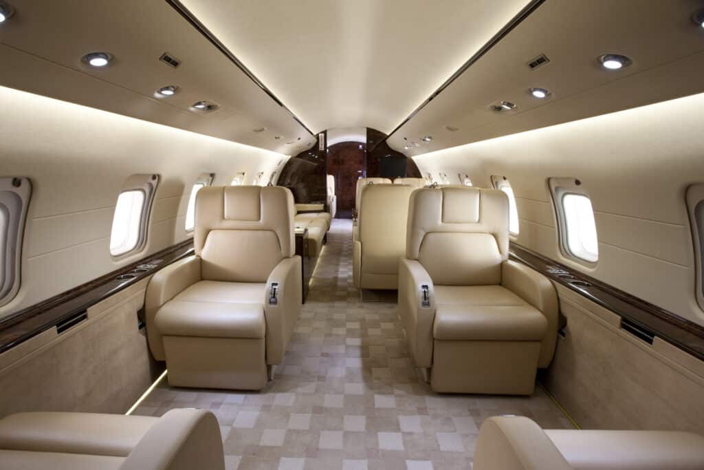 Bombardier Challenger 850 1 Bombardier Challenger 850 1