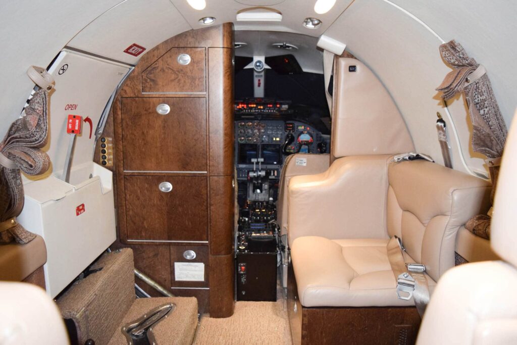 Bombardier-Learjet-35A-3 Bombardier Learjet 35A 3
