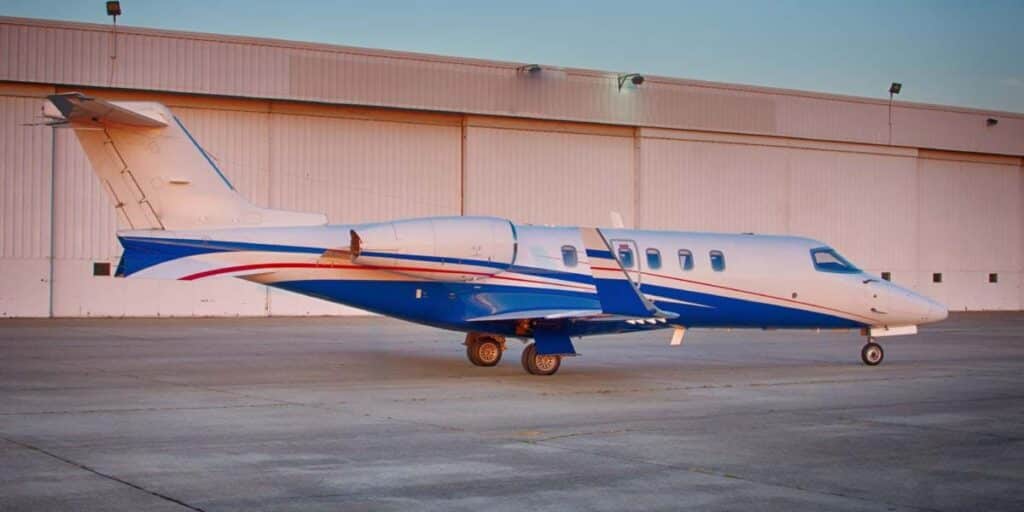 Bombardier-Learjet-40XR-1 Bombardier Learjet 40XR 1