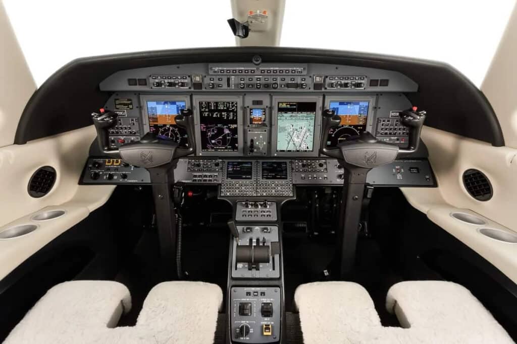 Cessna-Citation-CJ4-4 Cessna Citation CJ4 4