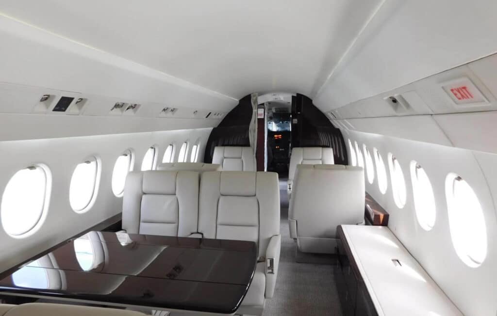 Dassault Falcon 900 2