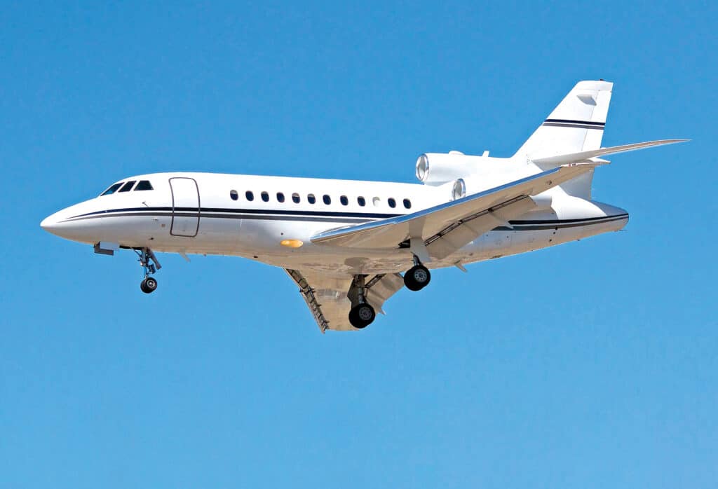 Dassault Falcon 900B