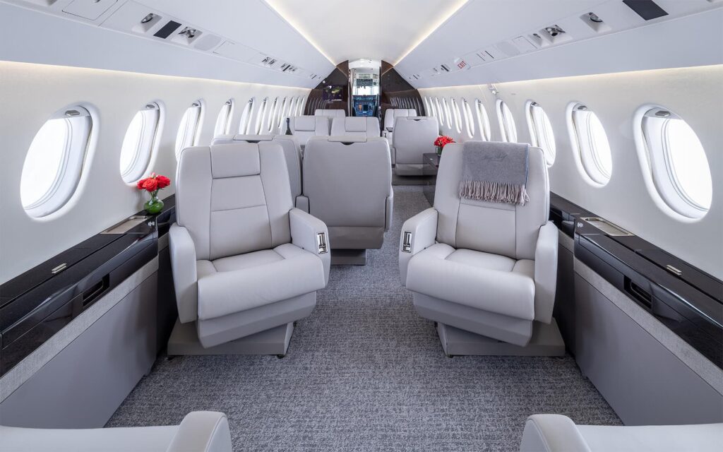 Dassault Falcon 900C 4 Dassault Falcon 900C 4
