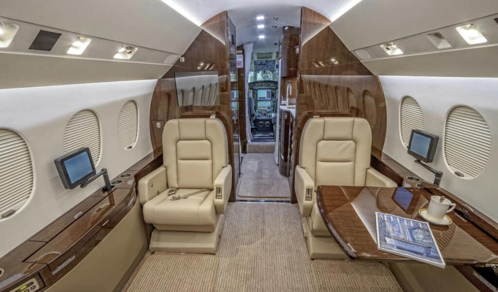 Dassault Falcon 900DX 3