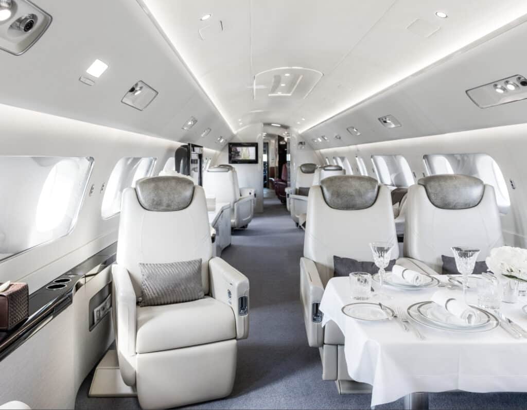 Embraer Lineage 1000 4 Embraer Lineage 1000 4