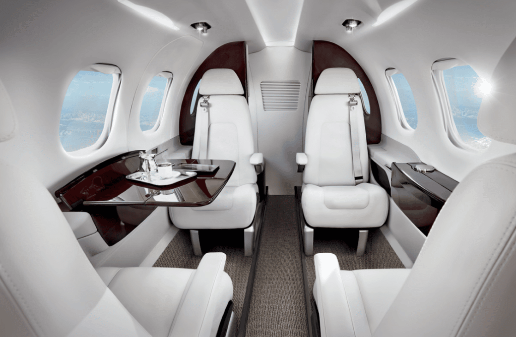 Embraer-Phenom-100EV-5