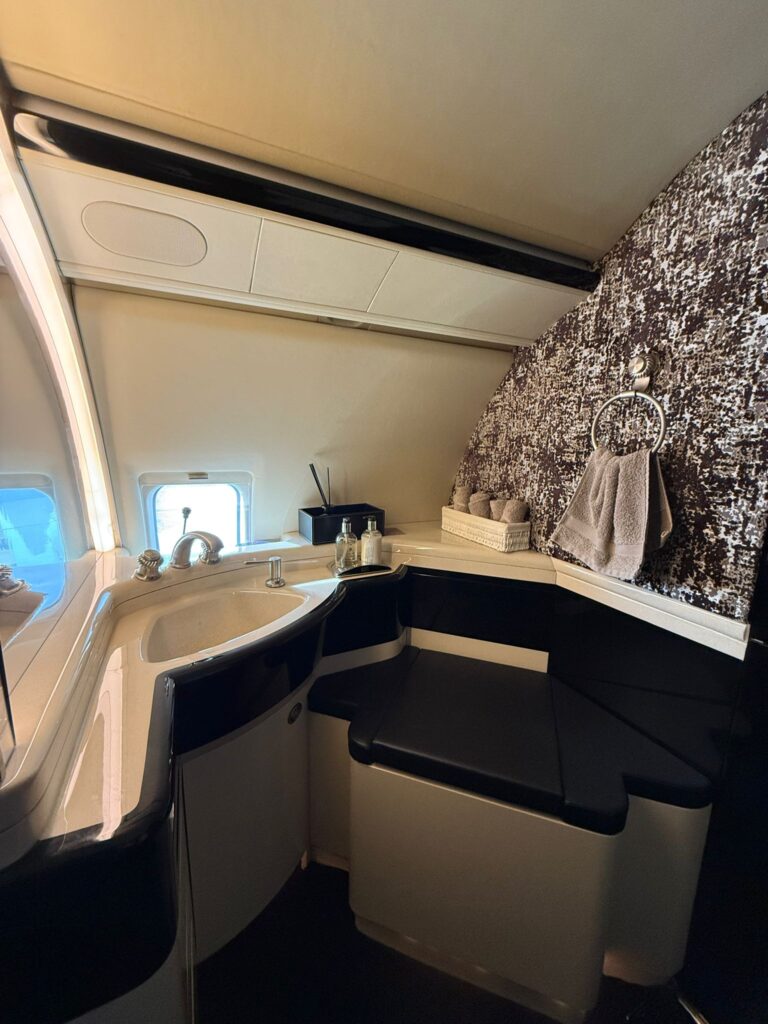 2003-Bombardier-Challenger-604-YL-TIM-file-image-06