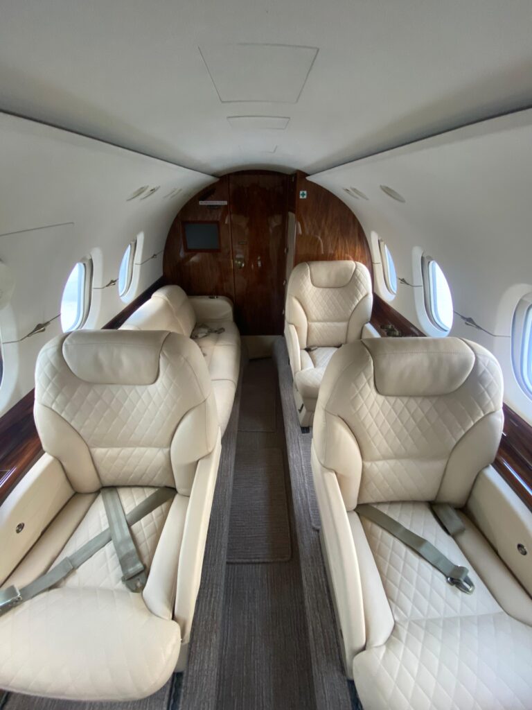 2003-hawker-800xp-photo-13