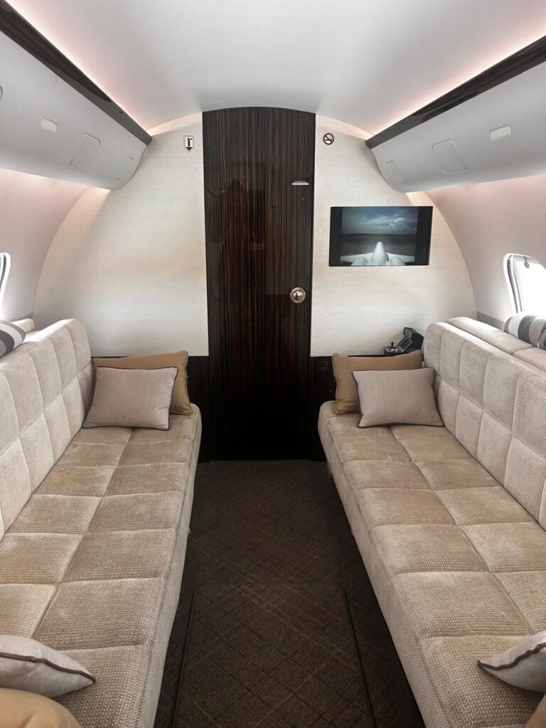 2013-Global-5000-Photo-04